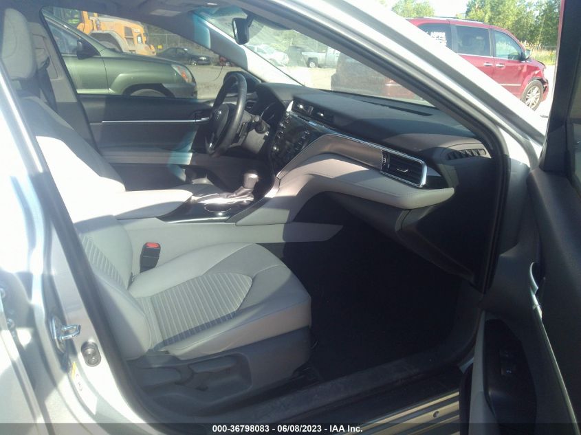 2018 TOYOTA CAMRY L/LE/XLE/SE/XSE - 4T1B11HK8JU624295