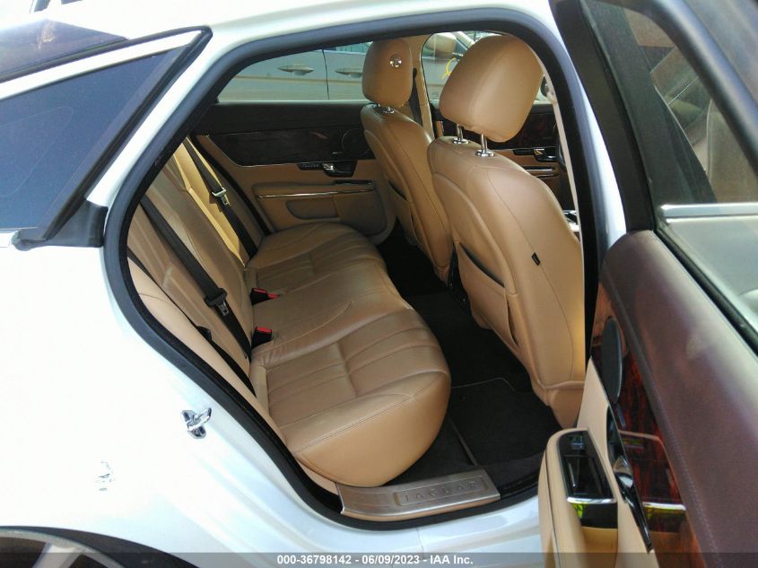 2013 JAGUAR XJ - SAJWA1C75D8V39499