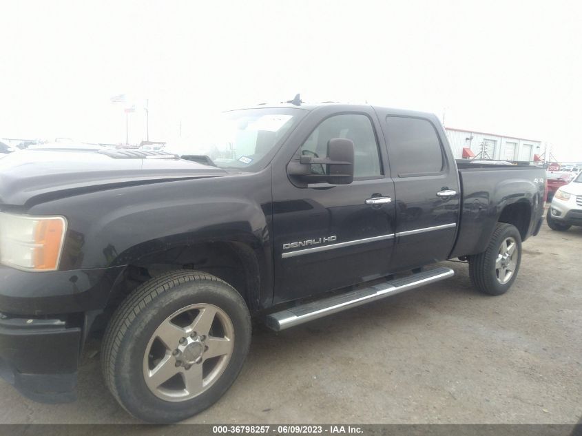 2013 GMC SIERRA 2500HD DENALI - 1GT125E8XDF159248