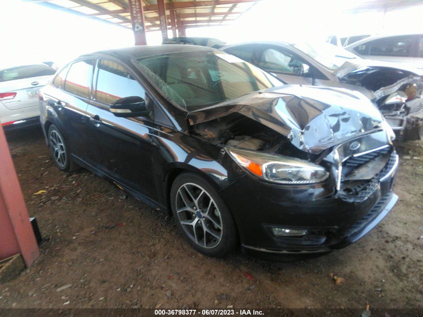 2015 FORD FOCUS SE - 1FADP3F28FL324723