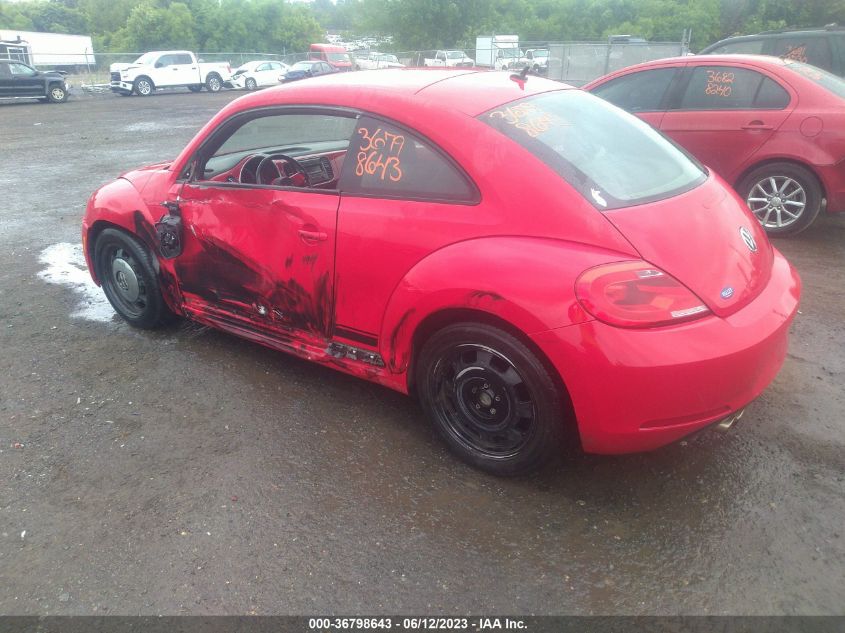 2013 VOLKSWAGEN BEETLE COUPE 2.5L - 3VWJP7AT2DM687600
