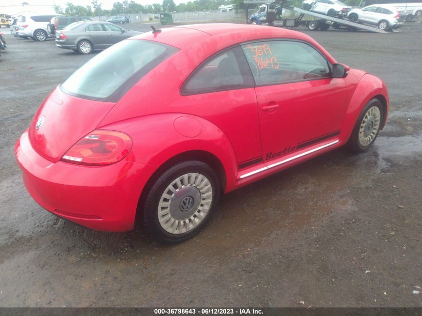 2013 VOLKSWAGEN BEETLE COUPE 2.5L - 3VWJP7AT2DM687600