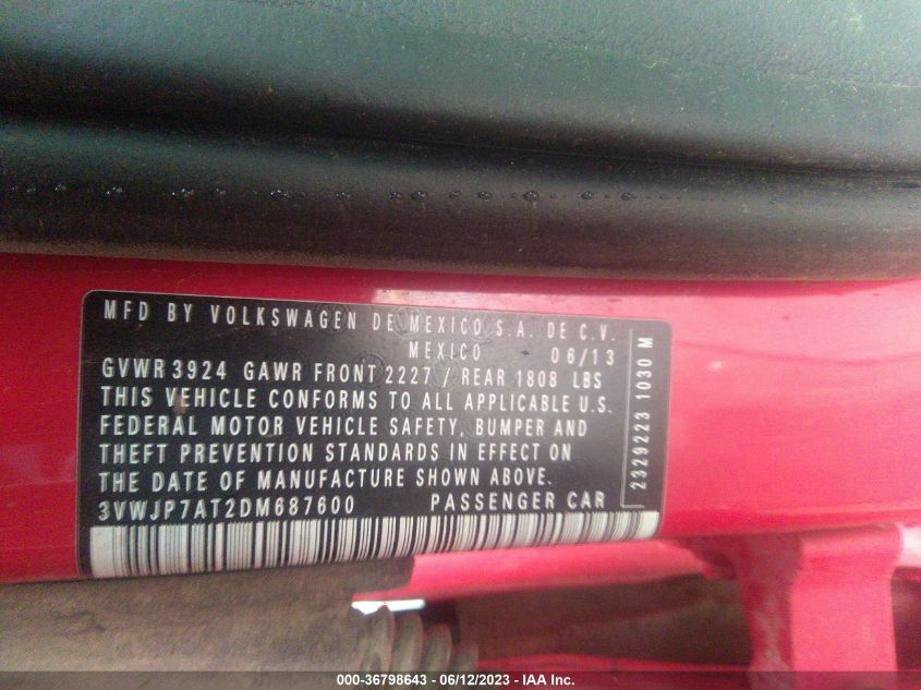 2013 VOLKSWAGEN BEETLE COUPE 2.5L - 3VWJP7AT2DM687600