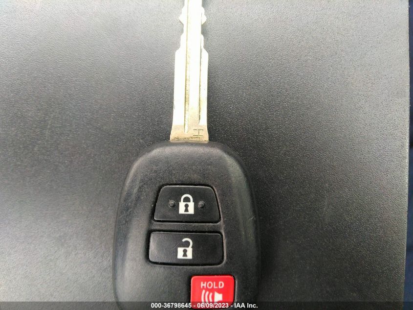 2015 TOYOTA RAV4 LE - JTMZFREV8FD054968