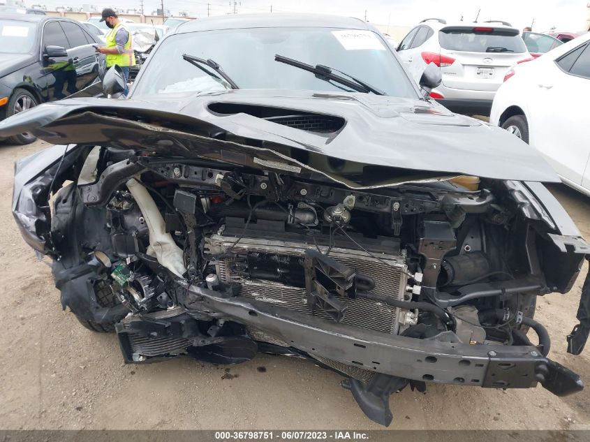 2016 DODGE CHALLENGER SRT HELLCAT - 2C3CDZC9XGH322851