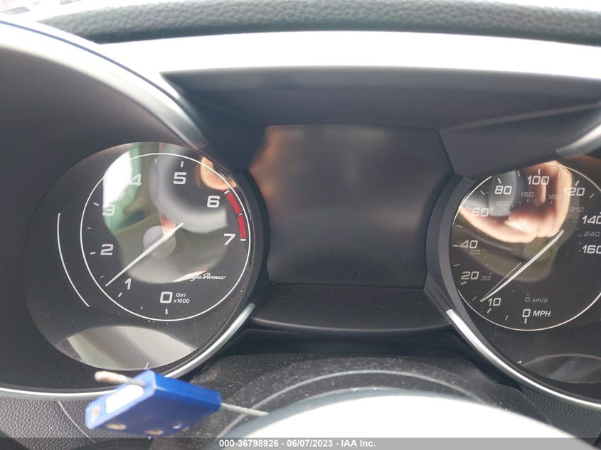 VIN ZARFAMBN5K7609902 2019 ALFA ROMEO GIULIA TI
