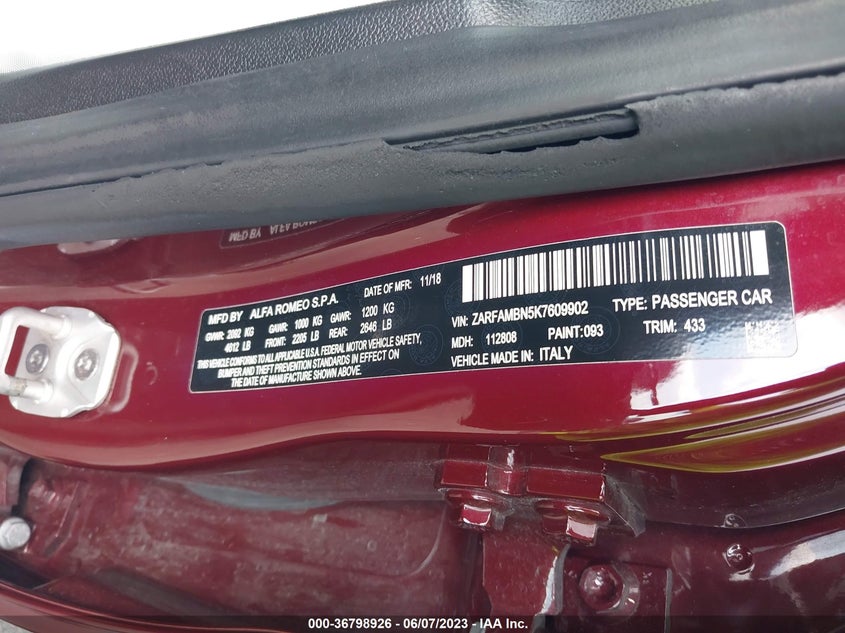 VIN ZARFAMBN5K7609902 2019 ALFA ROMEO GIULIA TI