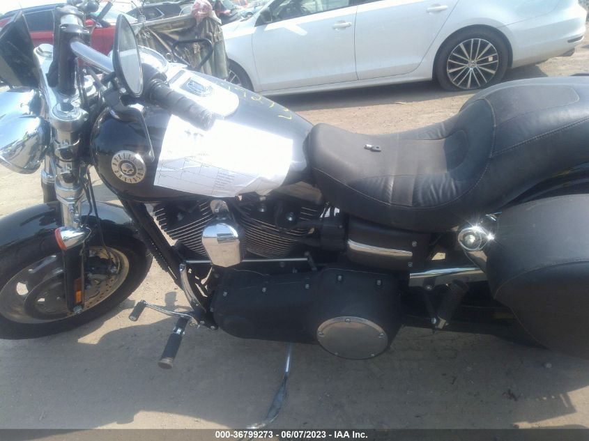 2010 HARLEY-DAVIDSON FXDF - 1HD1GY415AC317160