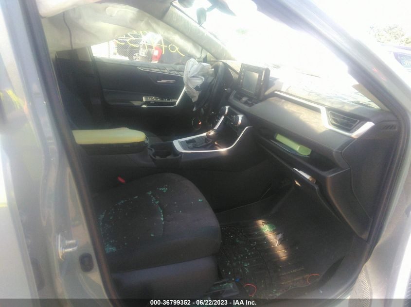 2019 TOYOTA RAV4 XLE/XLE PREMIUM - 2T3P1RFV5KC006900