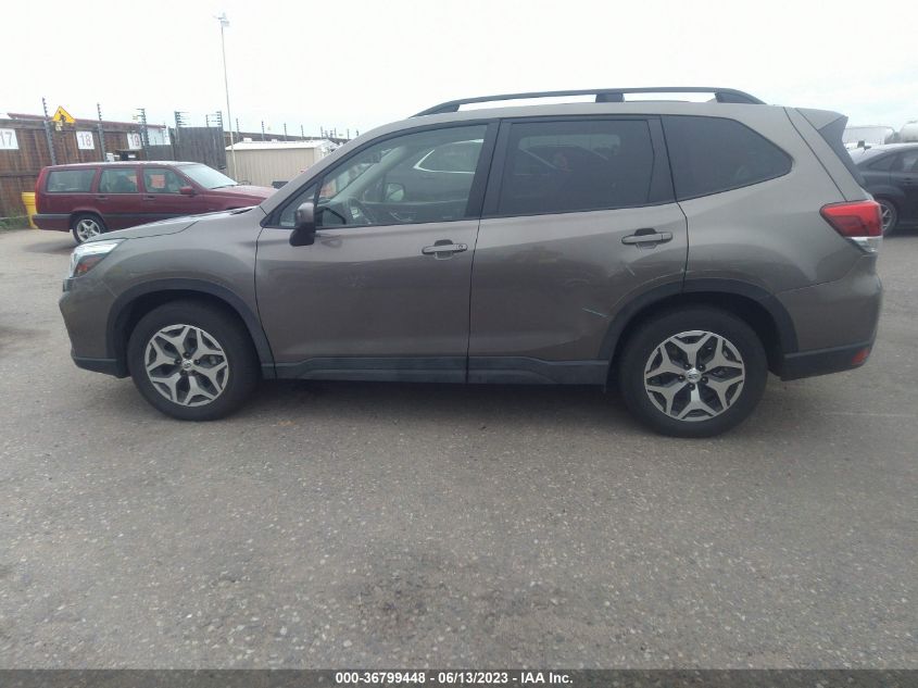 2021 SUBARU FORESTER PREMIUM - JF2SKAJC6MH557098