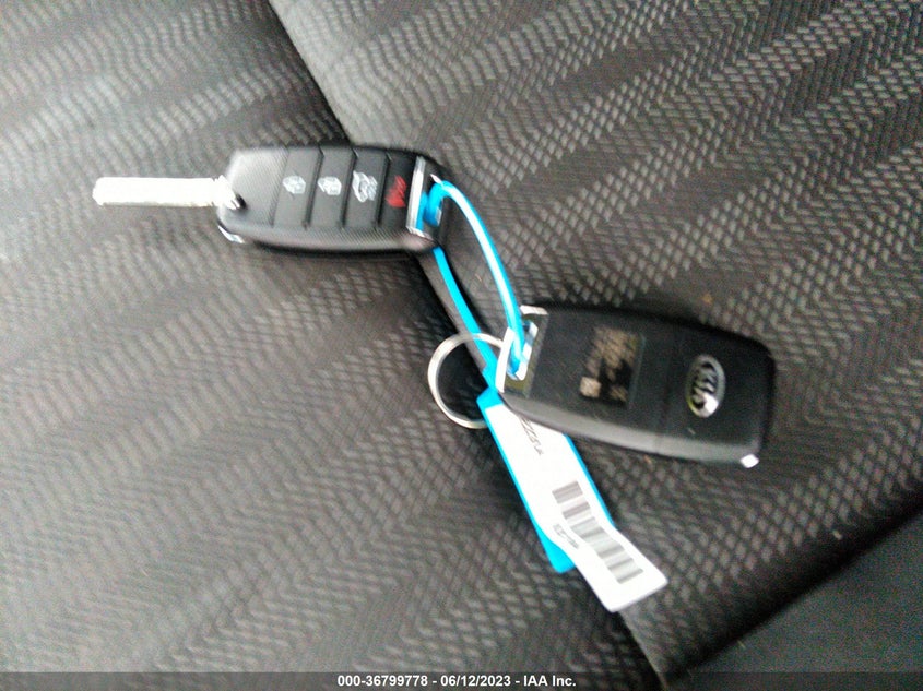VIN KNDPM3AC8H7165777 2017 KIA SPORTAGE LX