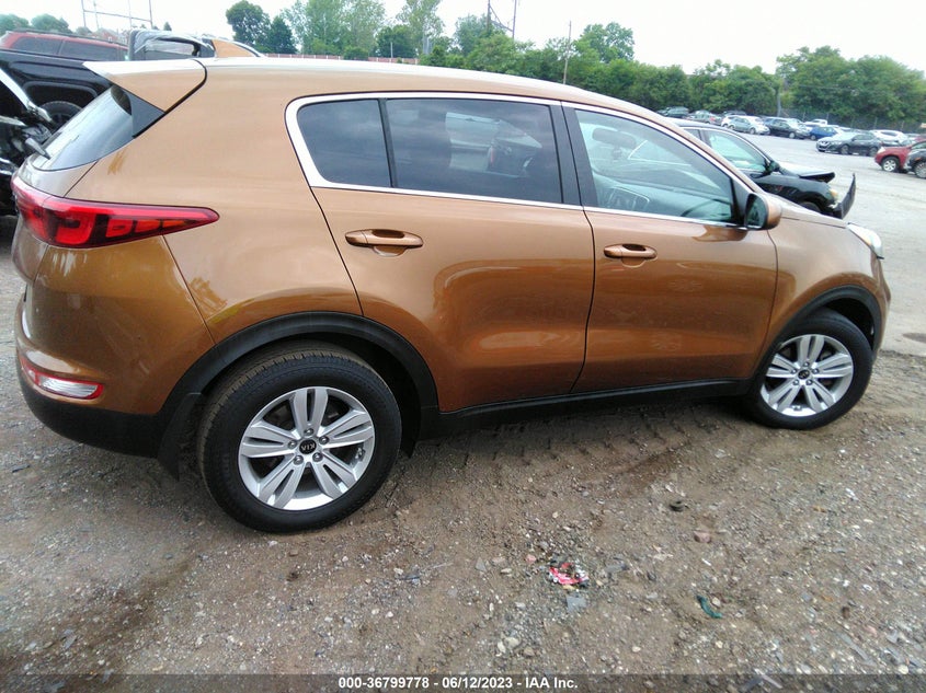VIN KNDPM3AC8H7165777 2017 KIA SPORTAGE LX