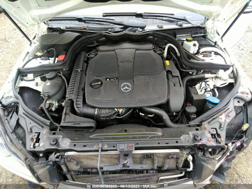 2014 MERCEDES-BENZ C-CLASS C 300 - WDDGF8ABXER306238