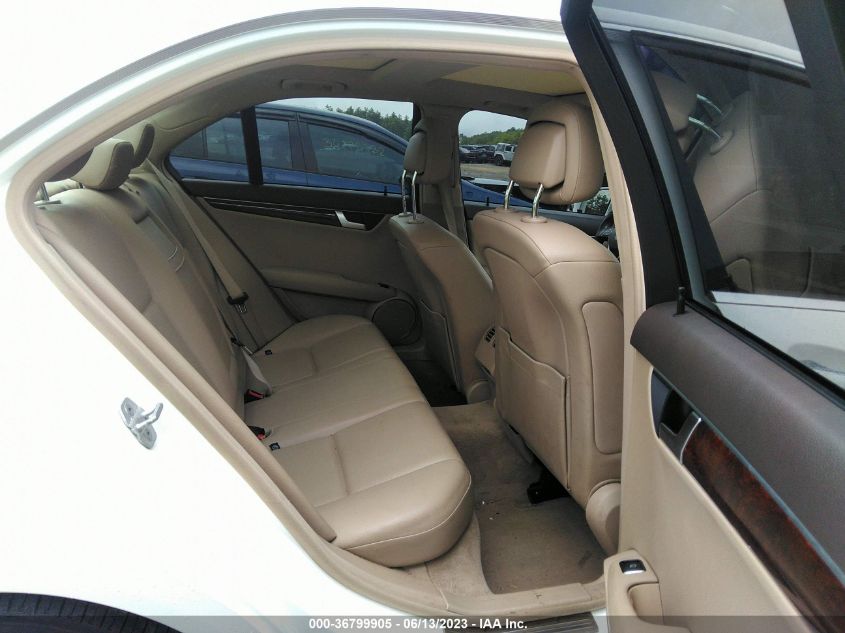 2014 MERCEDES-BENZ C-CLASS C 300 - WDDGF8ABXER306238