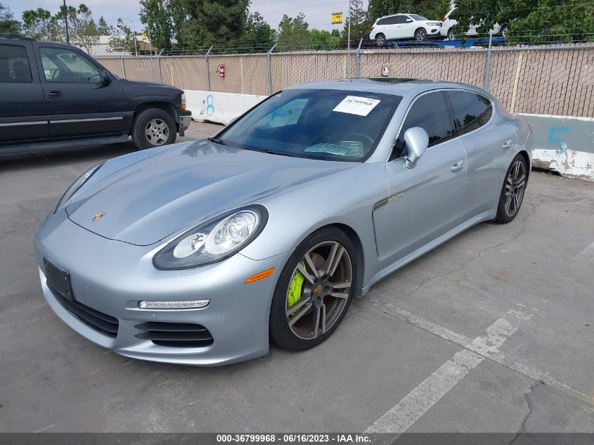 2015 PORSCHE PANAMERA - WP0AD2A79FL040102