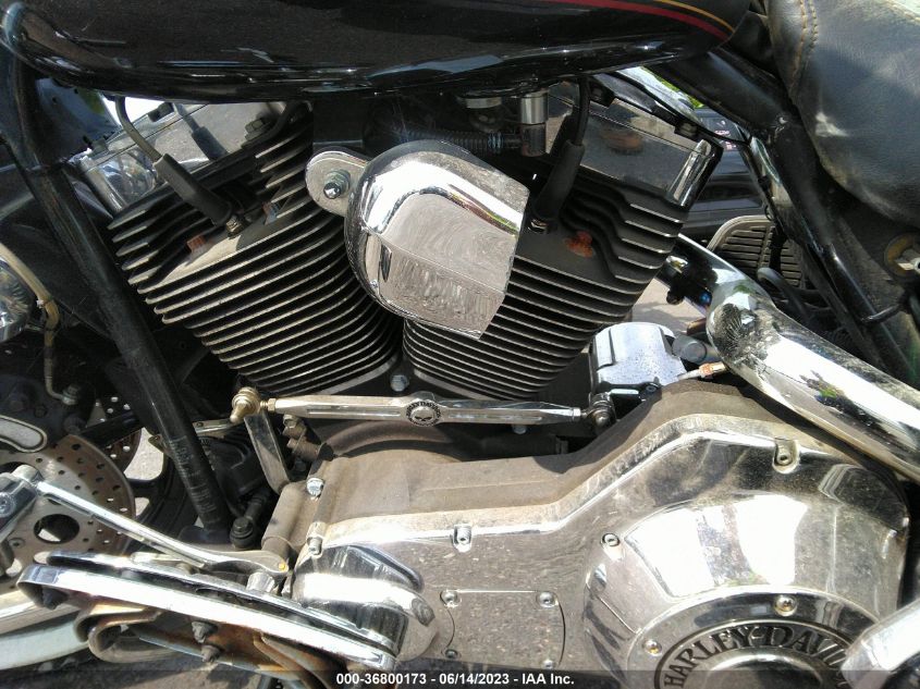 2002 HARLEY-DAVIDSON FLHRI - 1HD1FBW1X2Y635163