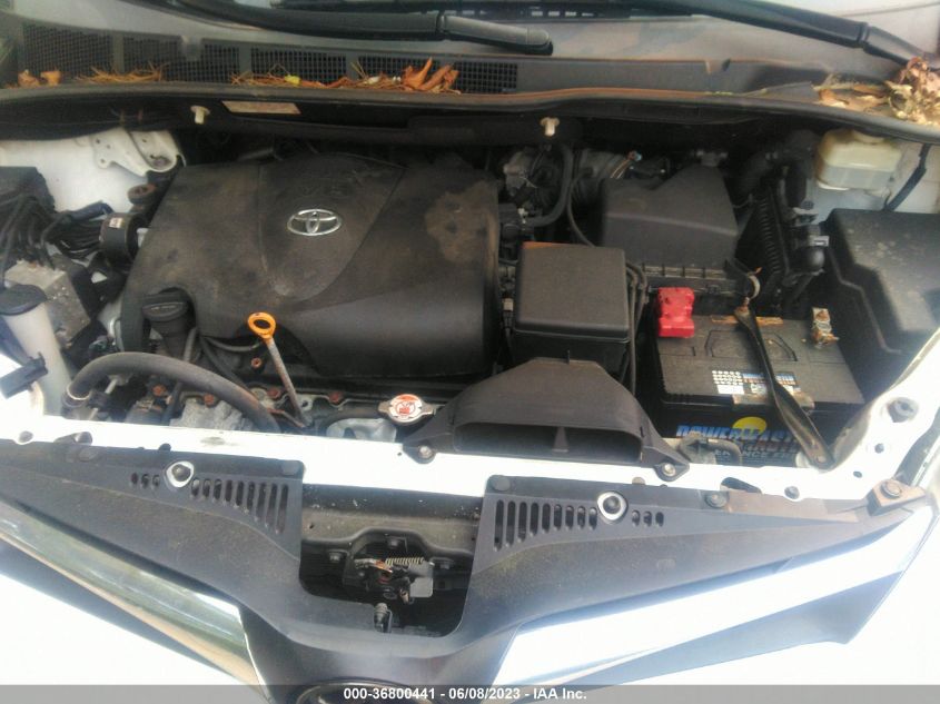 2019 TOYOTA SIENNA LE - 5TDKZ3DC7KS978483