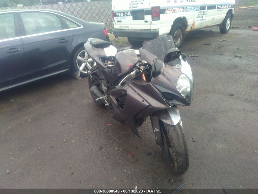 2007 SUZUKI GSX-R1000 - JS1GT77A172101036
