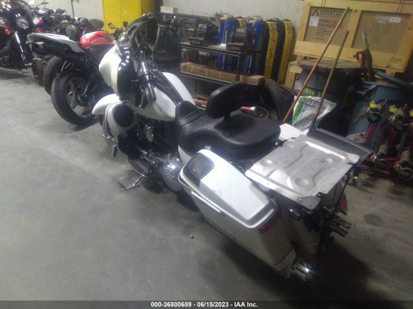 2017 HARLEY-DAVIDSON FLHXS STREET GLIDE SPECIAL - 5HD1KRCA1HB628650