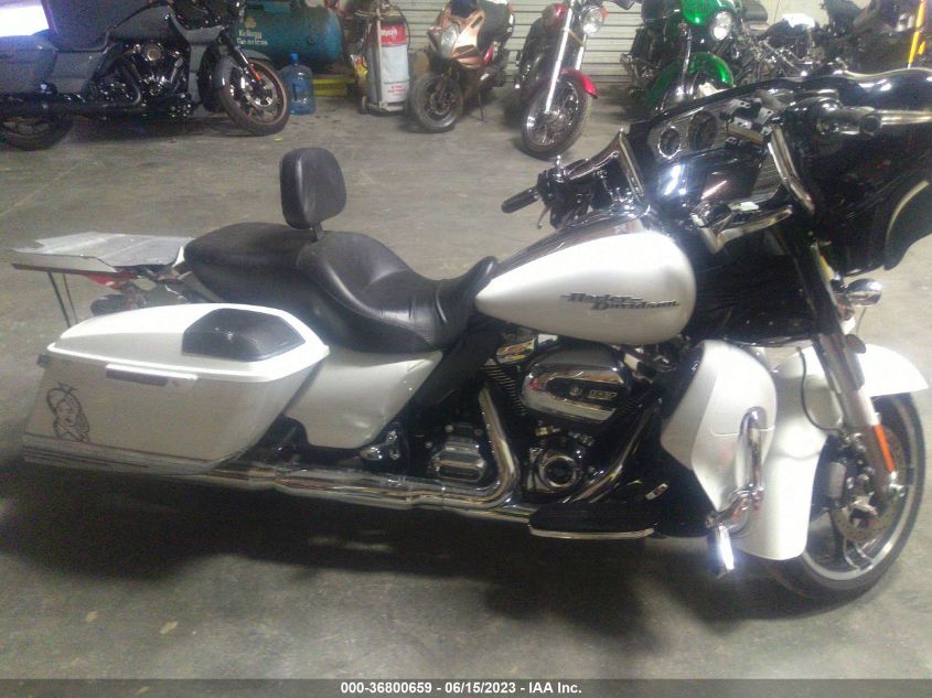 2017 HARLEY-DAVIDSON FLHXS STREET GLIDE SPECIAL - 5HD1KRCA1HB628650