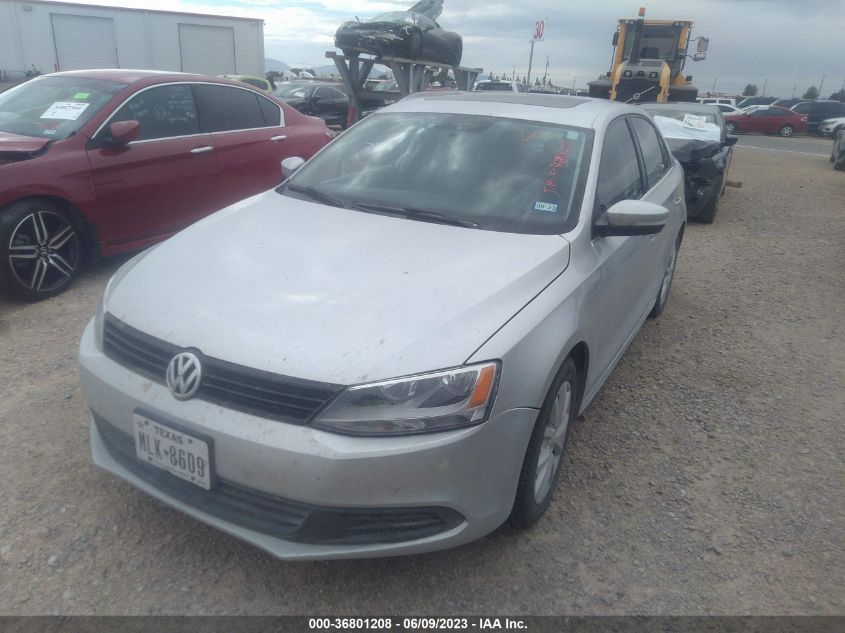 2013 VOLKSWAGEN JETTA SEDAN SE W/CONVENIENCE/SUNROOF - 3VWDX7AJ0DM403361