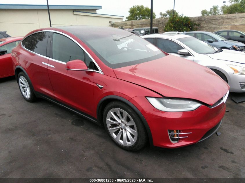 5YJXCBE25JF092673 TESLA MODEL X 75D/100D/P100D 2018