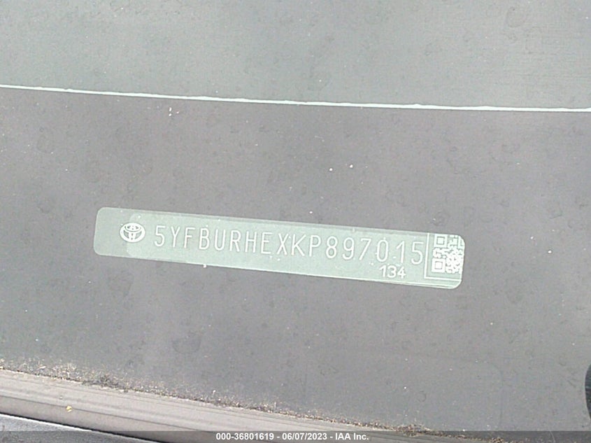 VIN 5YFBURHEXKP897015 2019 TOYOTA COROLLA L/LE/SE/XLE/XSE