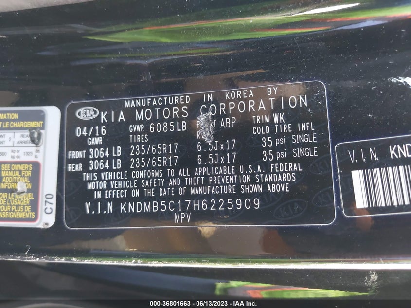 VIN KNDMB5C17H6225909 2017 KIA SEDONA LX
