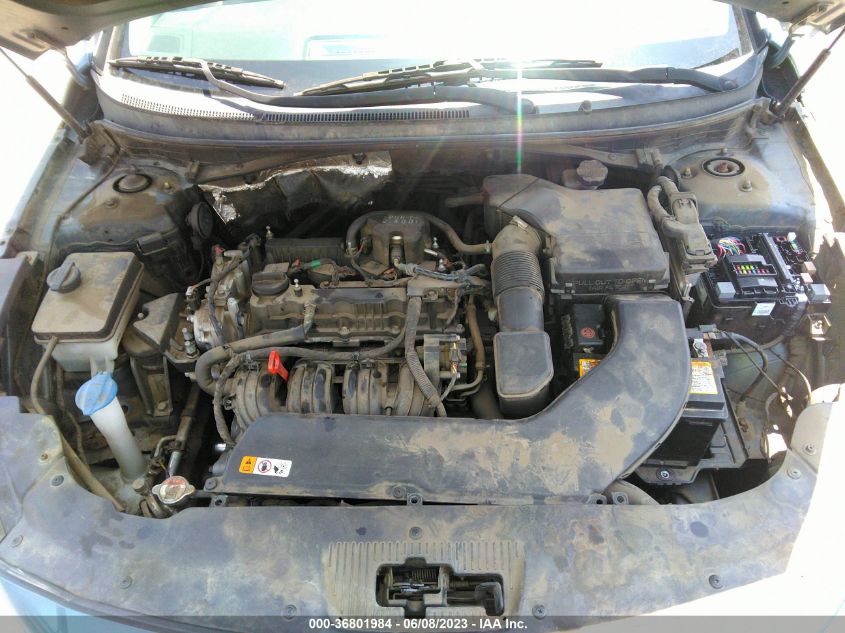 2016 HYUNDAI SONATA 2.4L SE - 5NPE24AF2GH272508