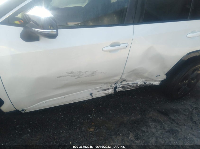 VIN 4T3E6RFVXMU043063 2021 TOYOTA RAV4 HYBRID XSE
