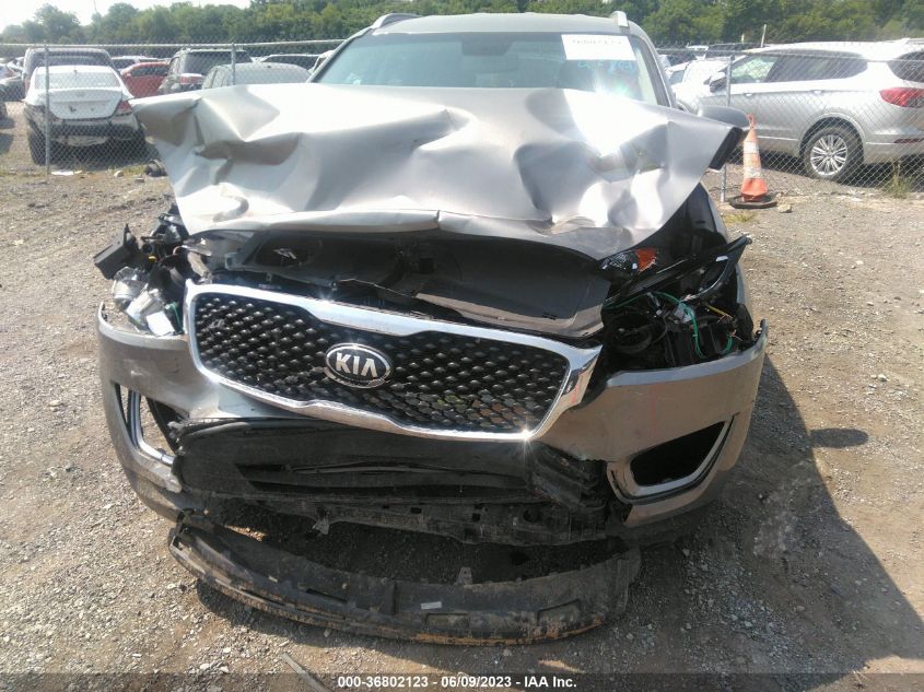 2017 KIA SORENTO LX - 5XYPG4A31HG218206