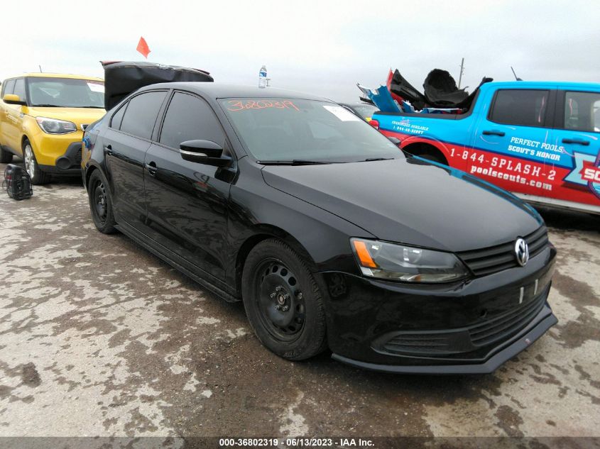 2014 VOLKSWAGEN JETTA SEDAN SE - 3VWD17AJ3EM238781