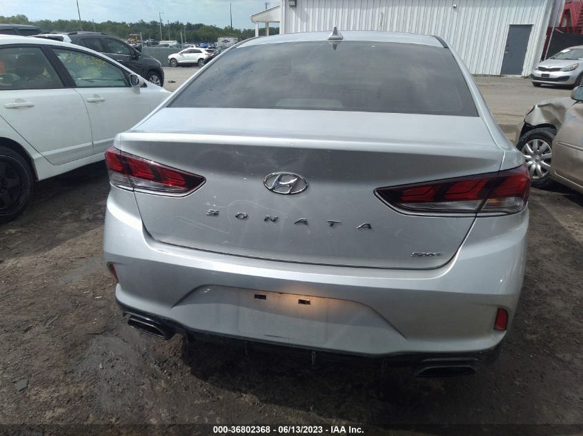 2018 HYUNDAI SONATA SPORT - 5NPE34AF9JH631731