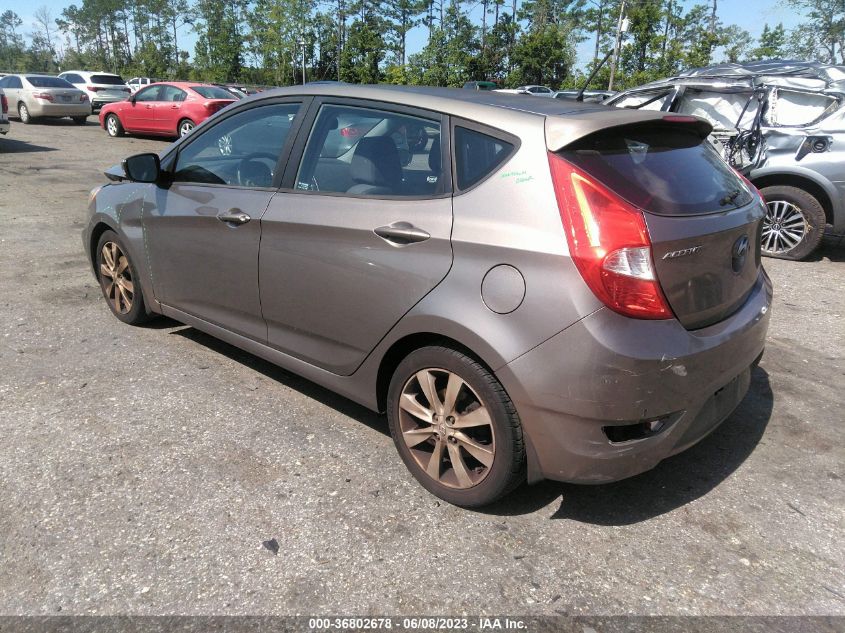 2013 HYUNDAI ACCENT GLS/SE - KMHCU5AE4DU062116