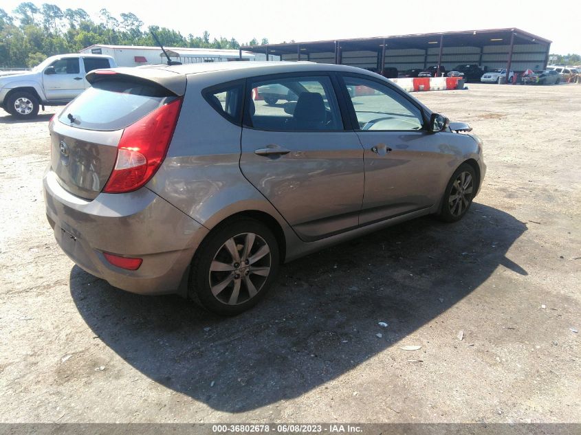 2013 HYUNDAI ACCENT GLS/SE - KMHCU5AE4DU062116