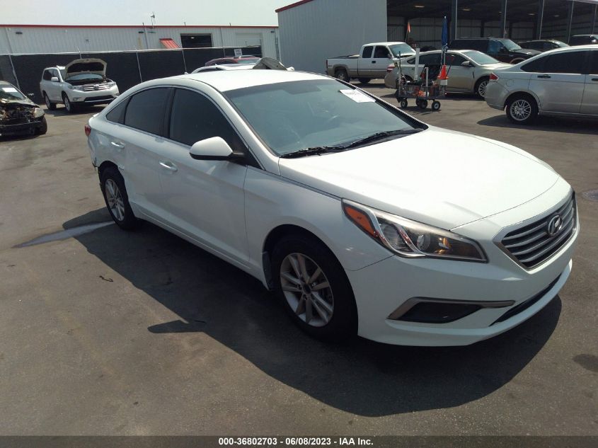 2016 HYUNDAI SONATA 2.4L SE - 5NPE24AF0GH291414