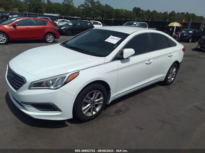 2016 HYUNDAI SONATA 2.4L SE - 5NPE24AF0GH291414