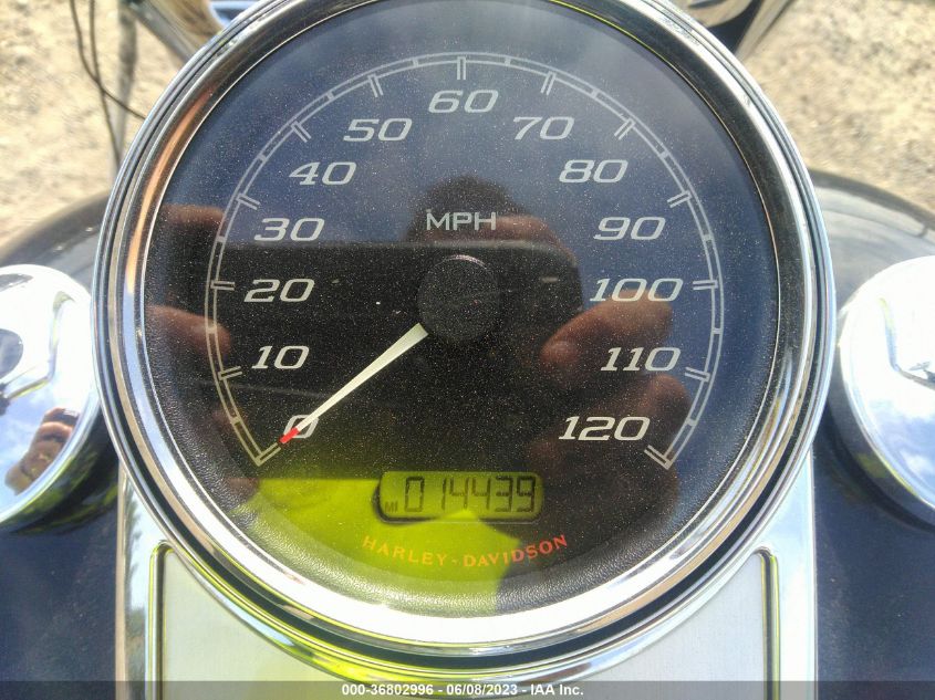2016 HARLEY-DAVIDSON FLHR ROAD KING - 1HD1FBM15GB655110