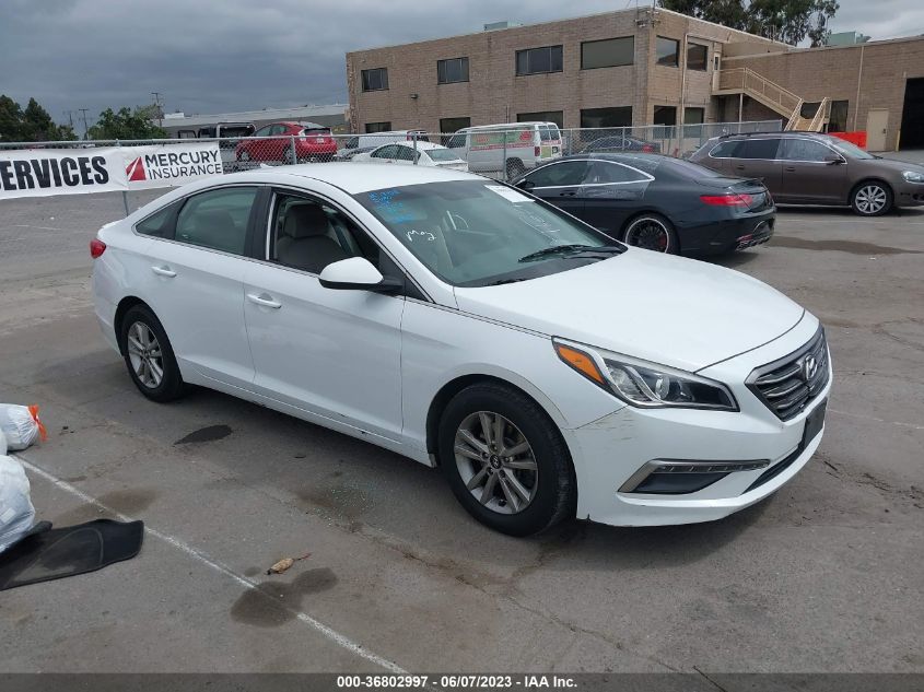 2015 HYUNDAI SONATA 2.4L SE - 5NPE24AF1FH175749