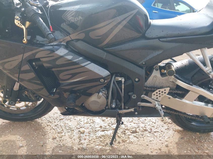 2005 HONDA CBR600 RR - JH2PC37055M200134