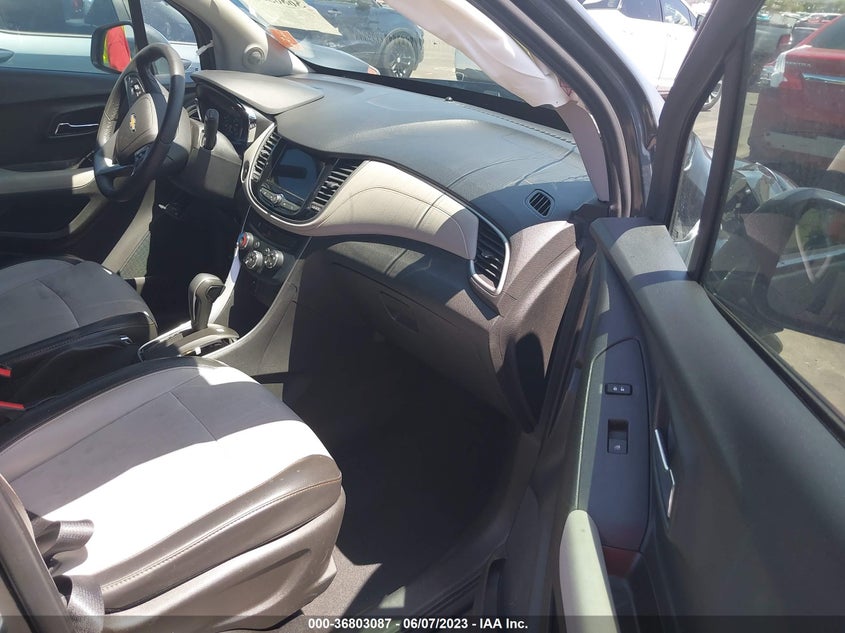 VIN 3GNCJLSB7KL262007 2019 CHEVROLET TRAX LT