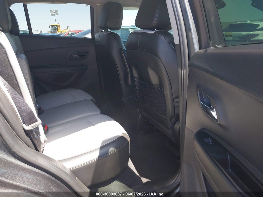 VIN 3GNCJLSB7KL262007 2019 CHEVROLET TRAX LT