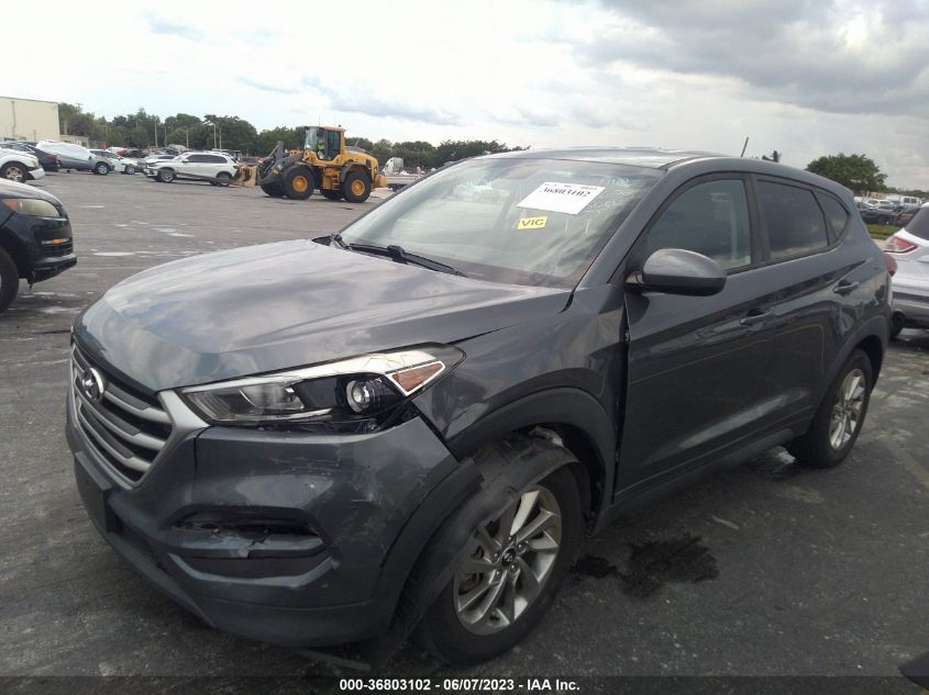 2017 HYUNDAI TUCSON SE - KM8J23A47HU415060