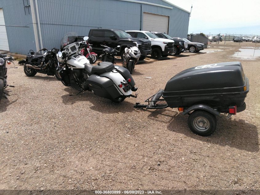 2021 INDIAN MOTORCYCLE CO. ROADMASTER DARK HORSE - 56KTKDBB3M3403806