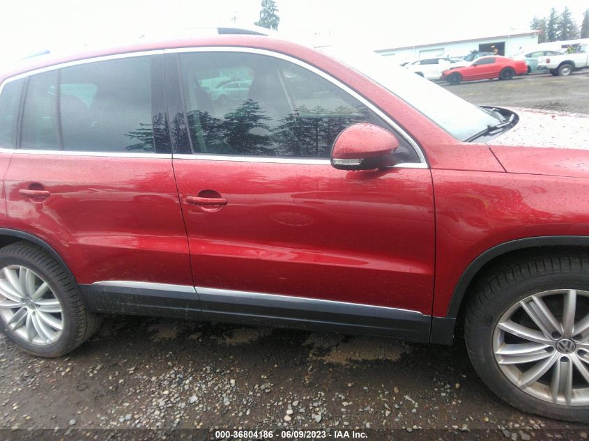 2013 VOLKSWAGEN TIGUAN SE W/SUNROOF & NAV - WVGAV3AX6DW084777