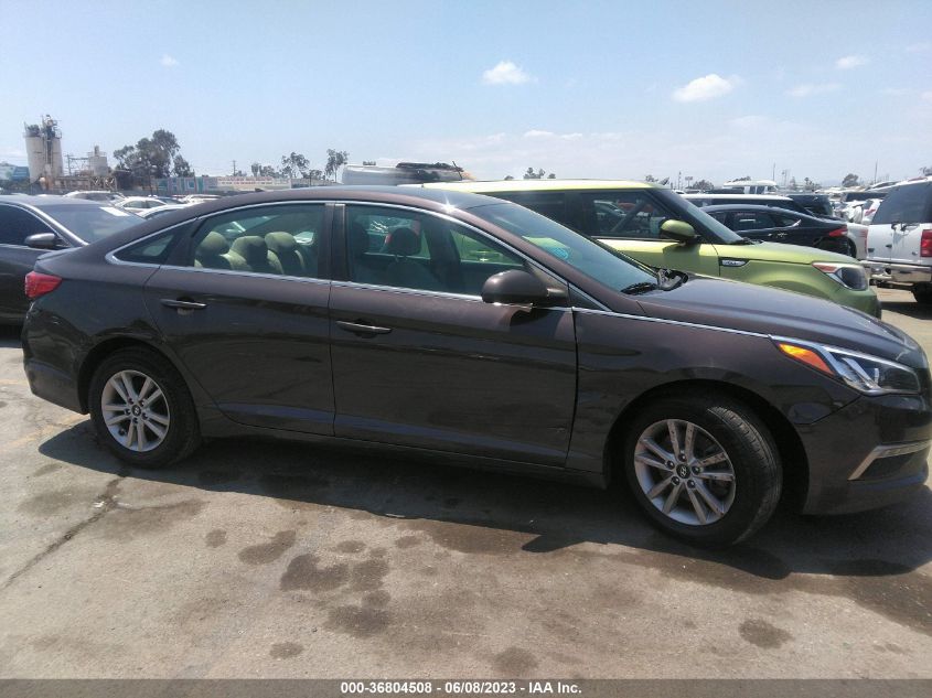 2015 HYUNDAI SONATA 2.4L SE - 5NPE24AF1FH185696