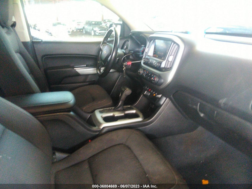 VIN 1GCGSCEN5K1200481 2019 CHEVROLET COLORADO 2WD LT