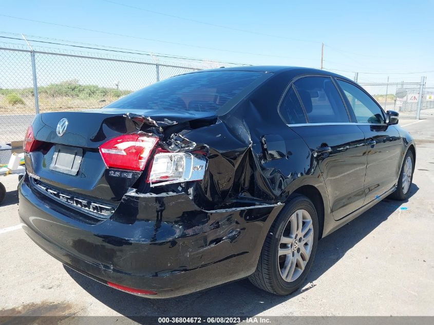 2013 VOLKSWAGEN JETTA SEDAN SE - 3VWDX7AJ4DM311251