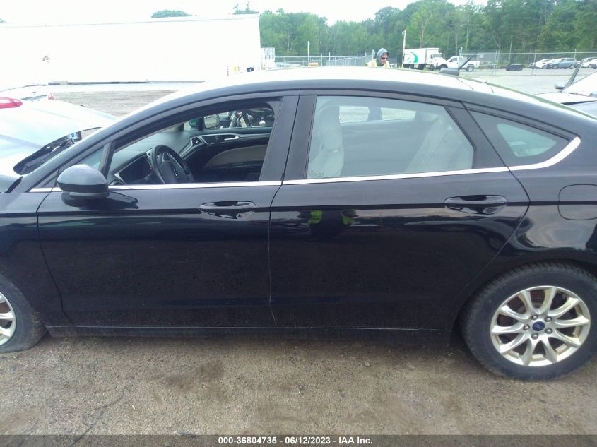 2017 FORD FUSION S - 3FA6P0G71HR163492