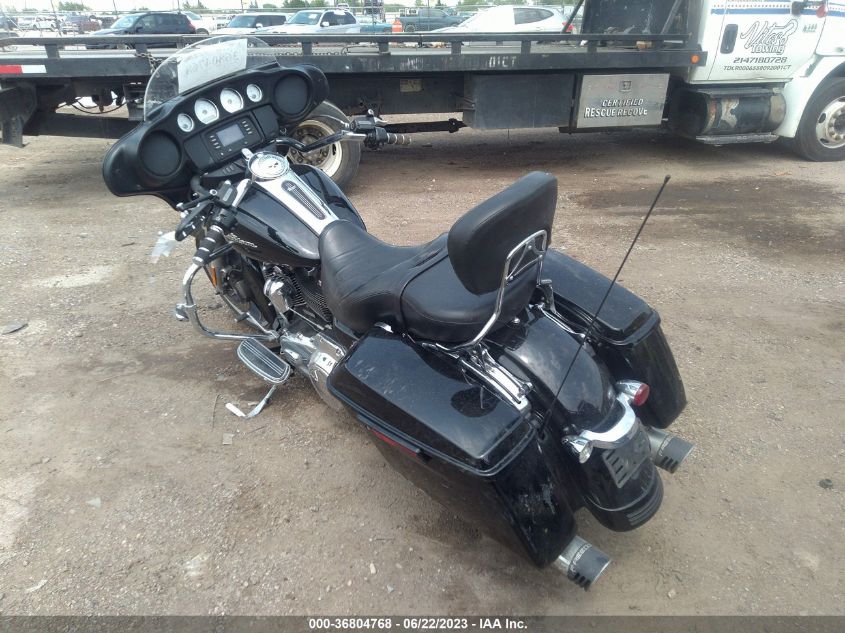 2019 HARLEY-DAVIDSON FLHX - 1HD1KBC15KB619083